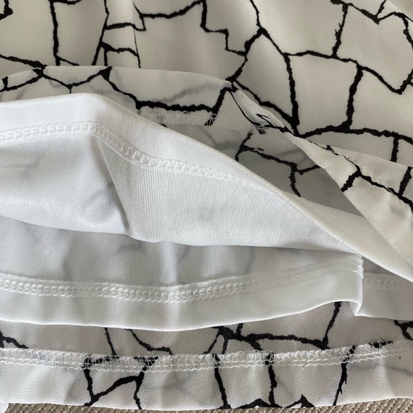 White Black Print Romper Long Sleeve - Picture 4 of 4